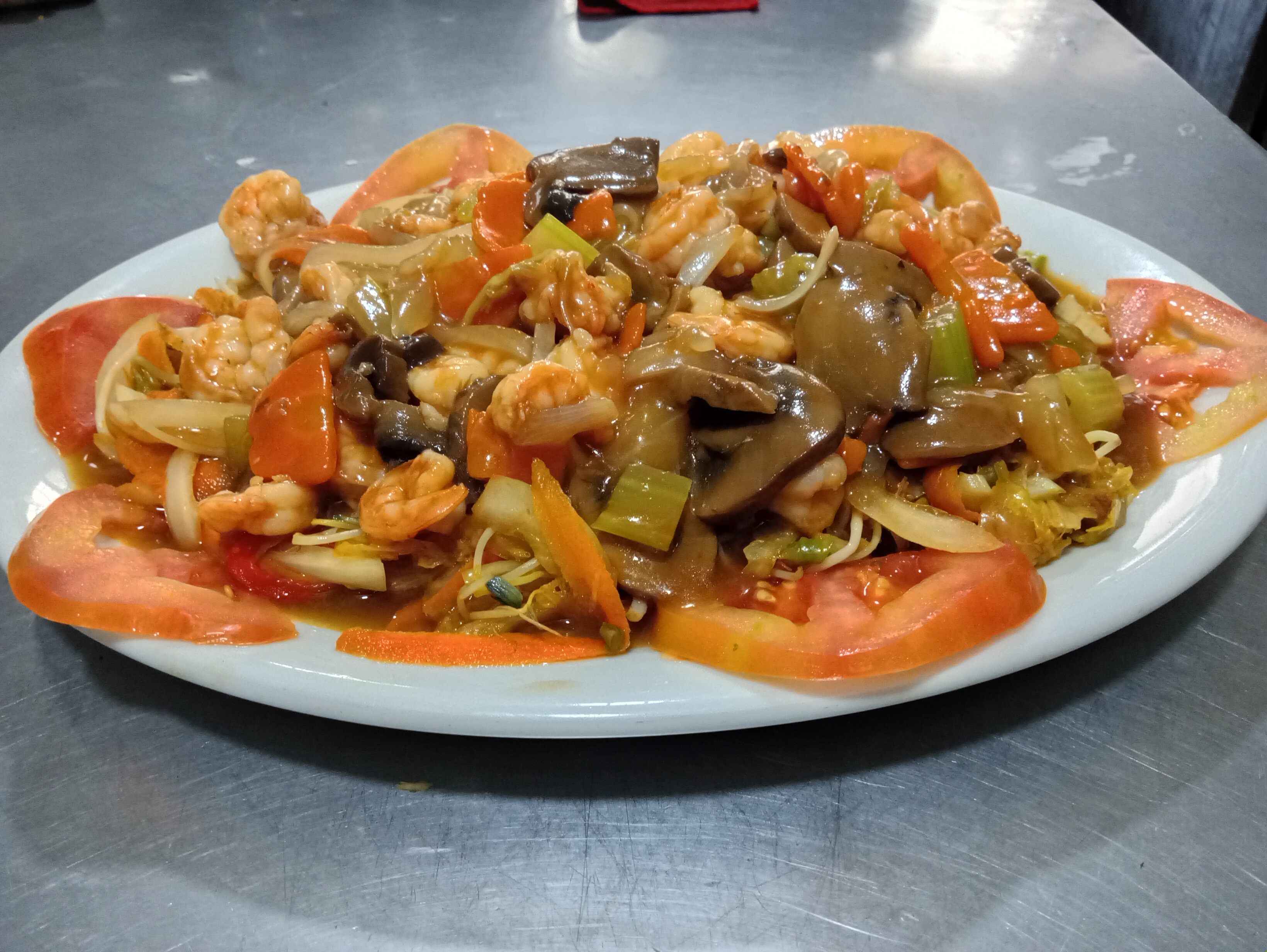 Comida china auténtica en Villavicencio, restaurante WeiChing